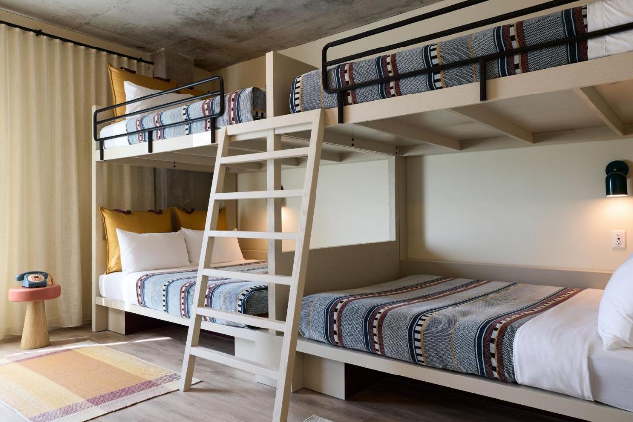 Room Two Sets of Bunk Beds