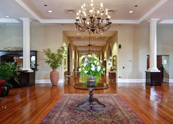 Embassy Suites Charleston - Historic District