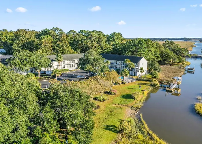 Charleston Creekside Inn