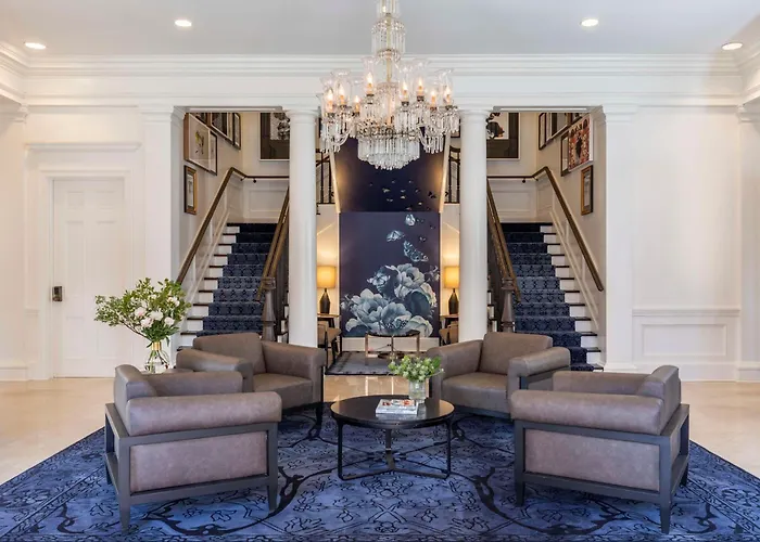 Mills House Charleston, Curio Collection By Hilton Hotel