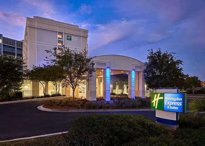 Holiday Inn Express & Suites Charleston Dwtn - Medical Ctr By Ihg
